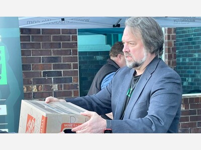 Signatures filed for initiatives on parental rights, blocking trans athletes from girls’ sports