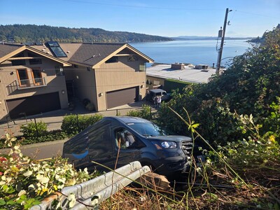 Amazon Driver Backs On To Burke Gilman Trail